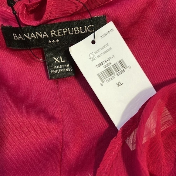 Banana Republic, hot pink Maxi dress Ruffle collar - Picture 5 of 5